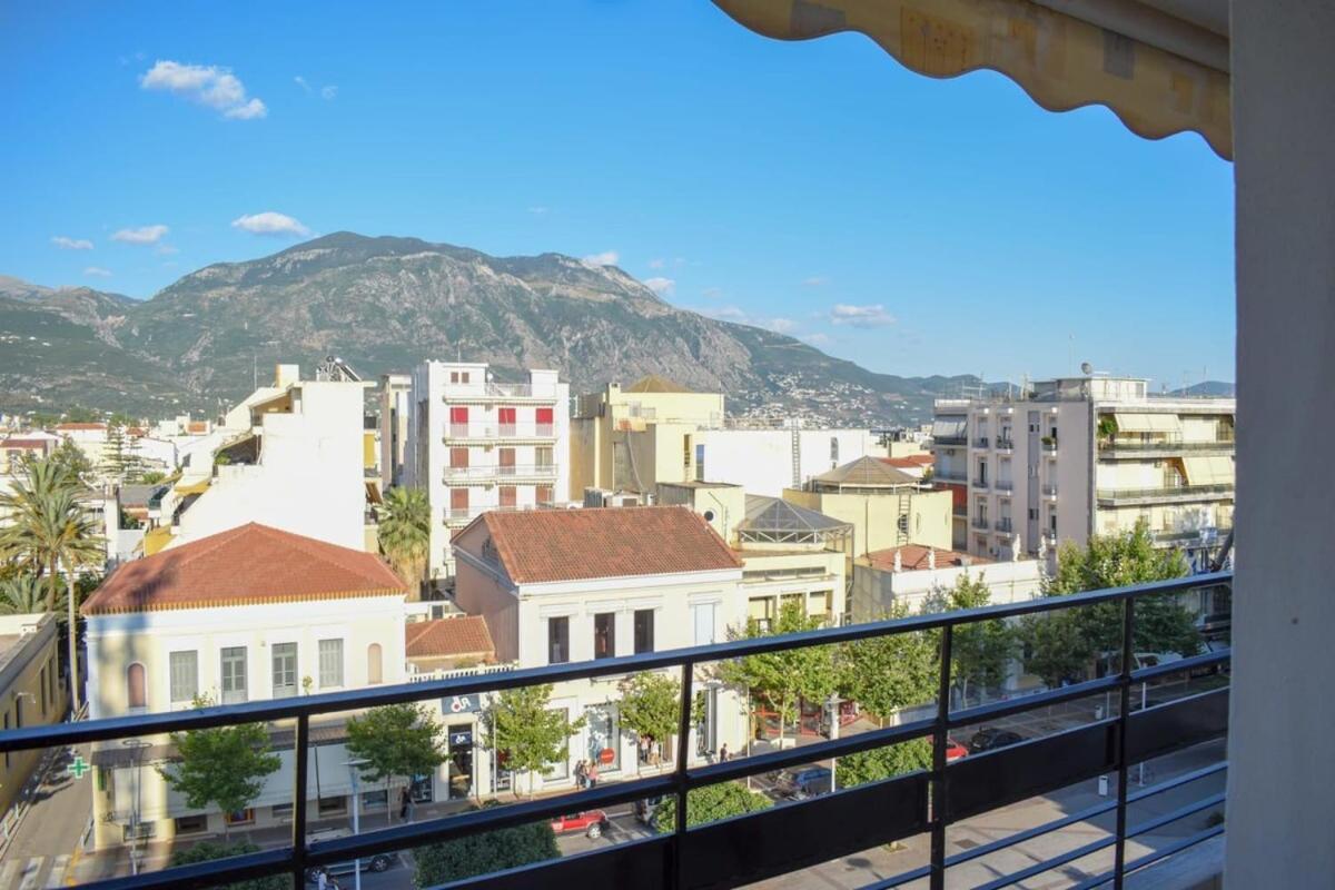 Villa Cozy Flat On The Main Square, 10Min To The Sea Kalamata Esterno foto